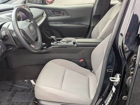 Used 2024 Toyota Prius LE image 16