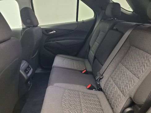 Used 2024 Chevrolet Equinox LT FWD image 18