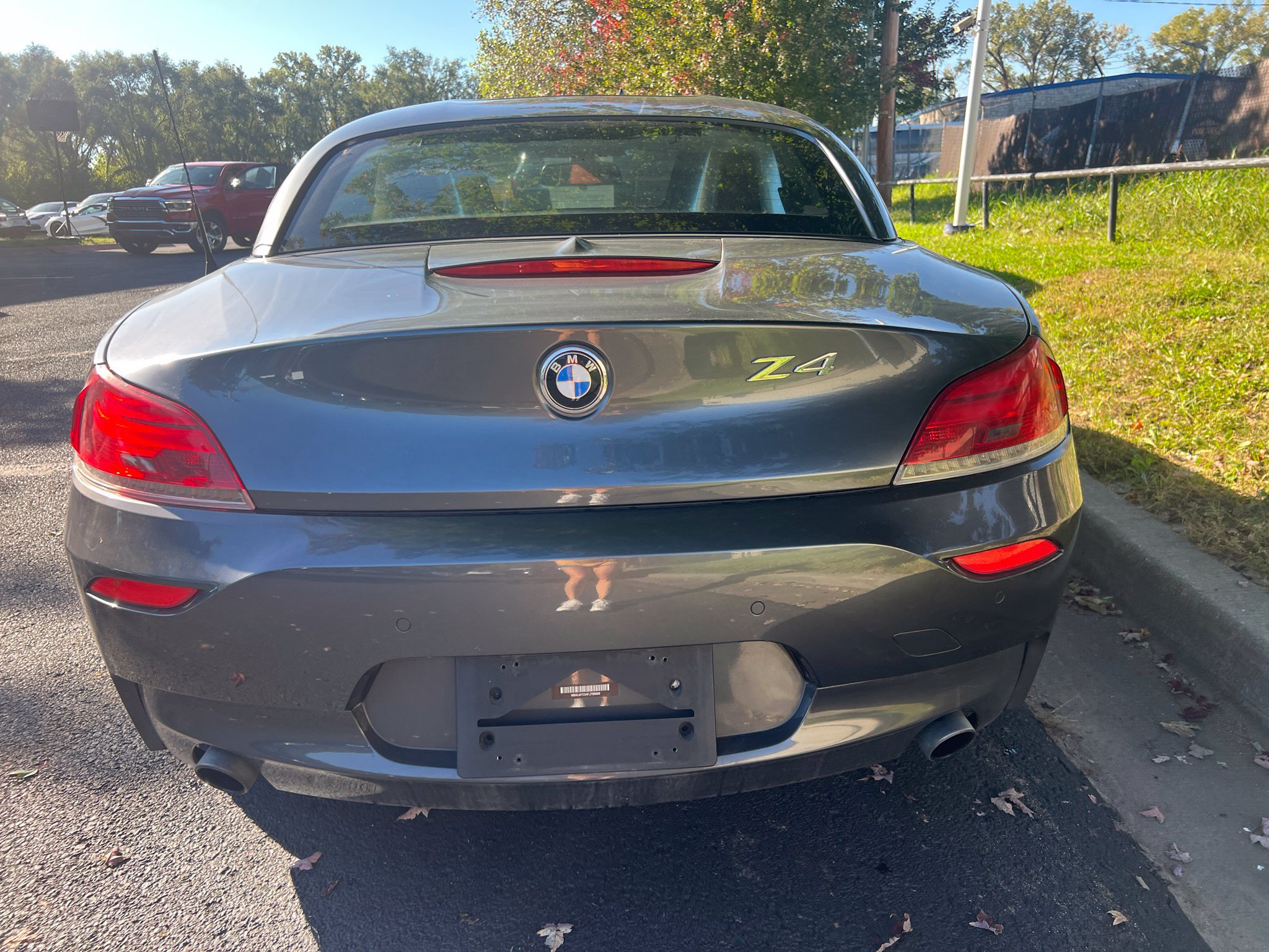 Used 2015 BMW Z4 sDrive35i RWD image 6