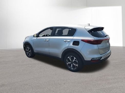 Used 2022 Kia Sportage LX AWD/4WD image 6