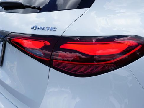 Certified 2025 Mercedes-Benz GLC 300 4MATIC image 16