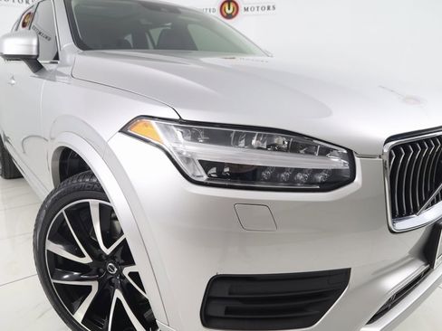 Used 2022 Volvo XC90 T6 Momentum w/ Climate Package image 19