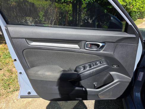 Used 2022 Honda Civic Sport image 9
