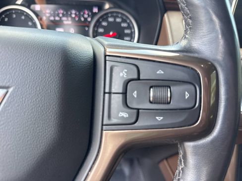 Used 2021 Chevrolet Suburban High Country image 32