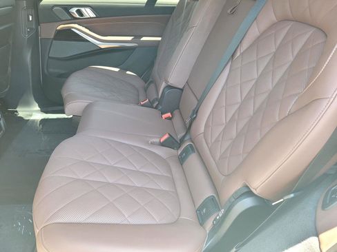 Certified 2025 BMW X7 xDrive40i w/ Executive Package AWD/4WD image 17