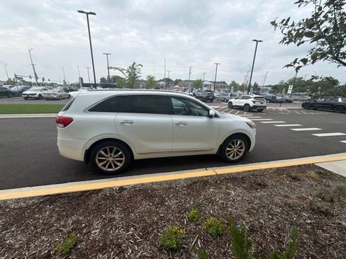 Used 2016 Kia Sorento SX w/ SXL Technology Package AWD/4WD image 26