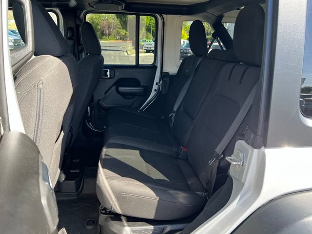 Used 2023 Jeep Wrangler Unlimited AWD/4WD image 24