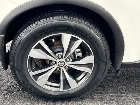 Used 2020 Nissan Murano S image 10