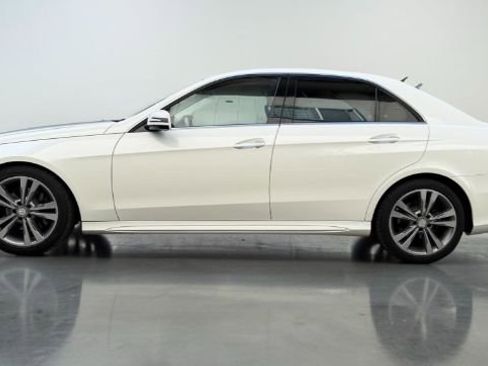 Used 2016 Mercedes-Benz E 350 Sedan image 3