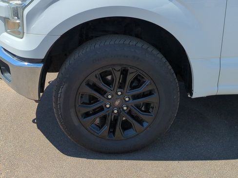 Used 2017 Ford F150 XLT AWD/4WD image 10