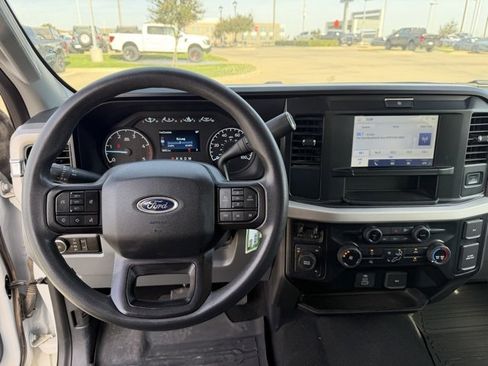 Certified 2025 Ford F250 XLT image 13