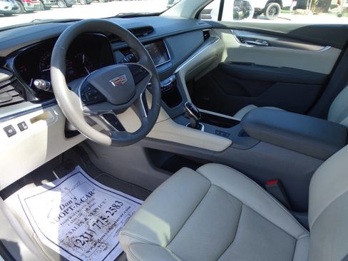Used 2017 Cadillac XT5 Luxury image 13