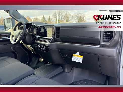 New 2026 GMC Sierra 2500 SLE w/ SLE Value Package; AWD/4WD image 35