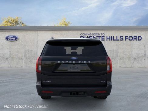 New 2026 Ford Expedition Max Active RWD image 5