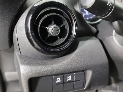 Used 2020 MAZDA MX-5 Miata Sport image 13