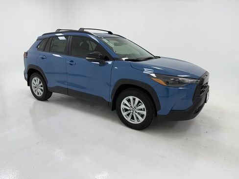 New 2026 Toyota Corolla Cross LE image 1