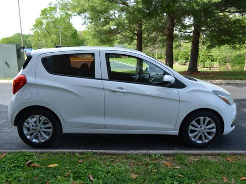 Used 2017 Chevrolet Spark LT image 4