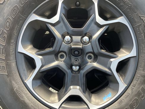 Used 2022 Jeep Wrangler Unlimited Rubicon 4xe w/ Cold Weather Group image 32