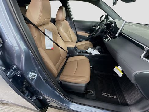 New 2026 Toyota Corolla Cross XLE image 18