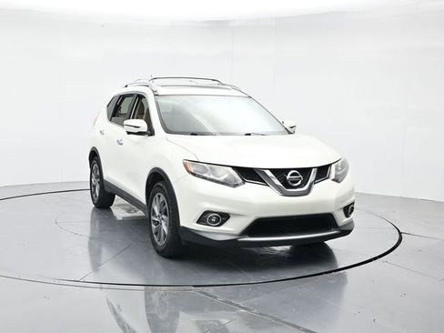 Used 2016 Nissan Rogue SL w/ SL Premium Package image 4