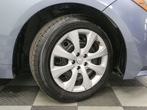 Used 2022 Toyota Corolla LE image 14