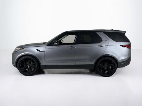 Used 2024 Land Rover Discovery S AWD/4WD image 2
