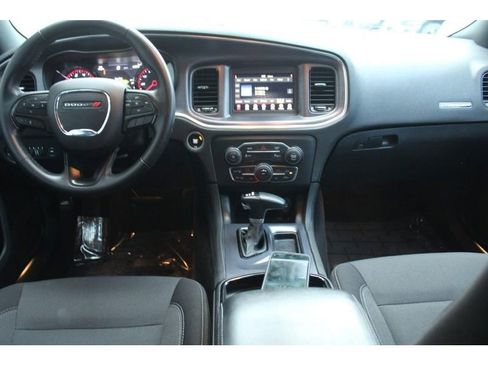 Used 2018 Dodge Charger SXT w/ Blacktop Package image 14