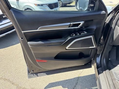 Used 2020 Kia Telluride LX AWD/4WD image 13