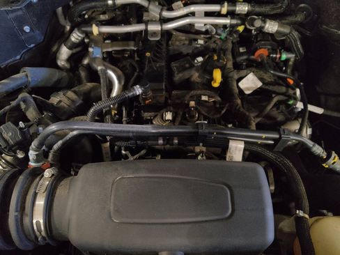 Used 2021 Ford Explorer XLT w/ Equipment Group 202A image 30