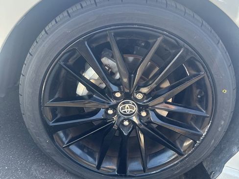 Used 2022 Toyota Camry XSE w/ Driver Assist Package image 10