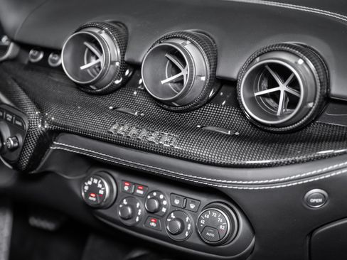 Used 2017 Ferrari F12 Berlinetta RWD image 31