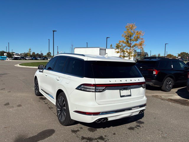 Used 2023 Lincoln Aviator Black Label Grand Touring w/ Class IV Trailer Tow Package AWD/4WD image 4