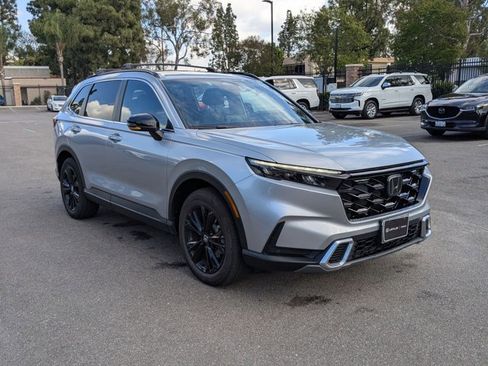 Used 2024 Honda CR-V Sport Touring image 3