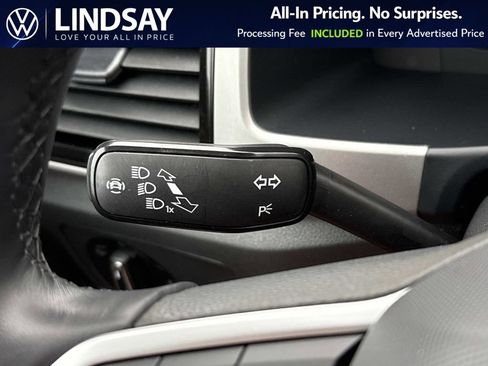 Used 2021 Volkswagen Atlas SEL Premium image 23