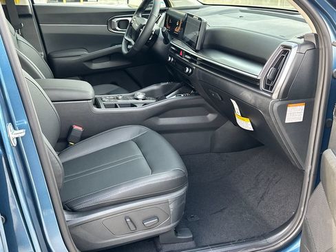 New 2026 Kia Sorento EX AWD/4WD image 12
