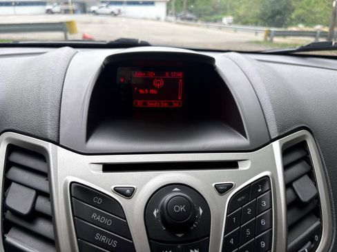 Used 2011 Ford Fiesta SES w/ 301A Rapid Spec Order Code FWD image 24