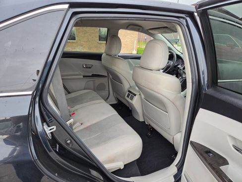 Used 2014 Toyota Venza LE w/ Tow Prep Package image 18