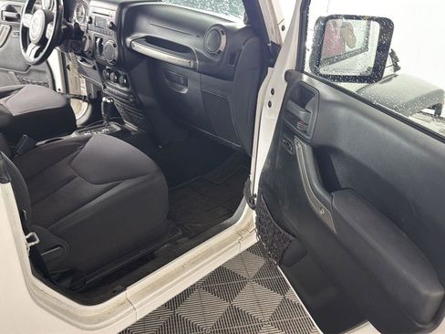 Used 2013 Jeep Wrangler Sport image 10