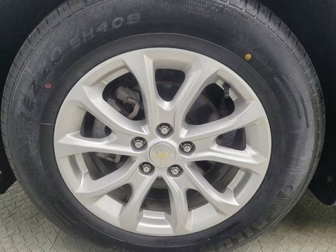 Used 2021 Chevrolet Equinox LT FWD image 31