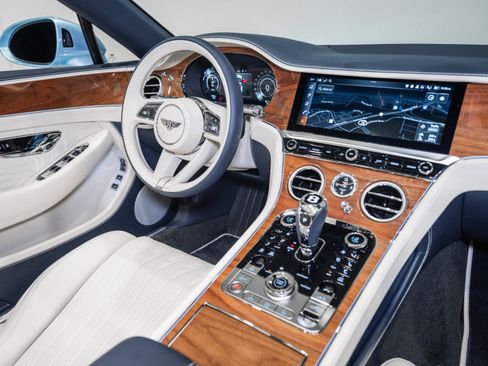 New 2026 Bentley Continental GTC AWD/4WD image 25