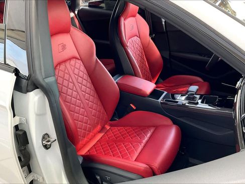 Used 2025 Audi S5 Prestige image 9