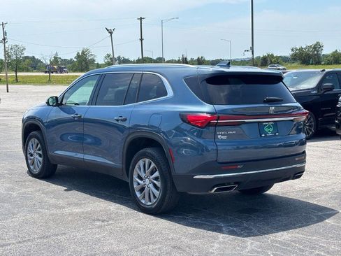 Used 2025 Buick Enclave Preferred FWD image 3