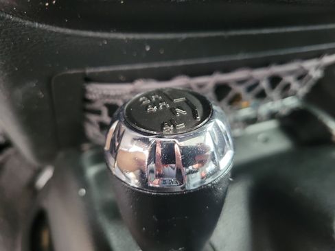 Used 2017 Jeep Wrangler Unlimited Sahara w/ Dual Top Group image 20