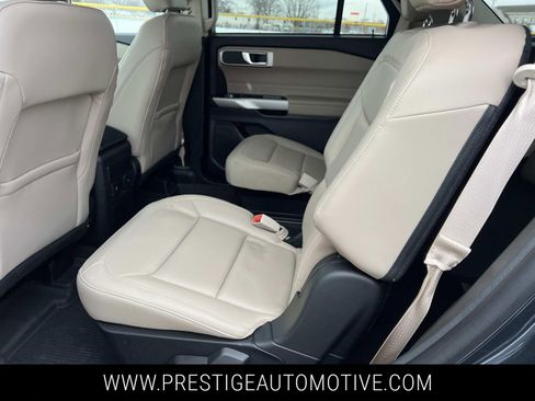 Used 2023 Ford Explorer XLT w/ Equipment Group 202A image 13