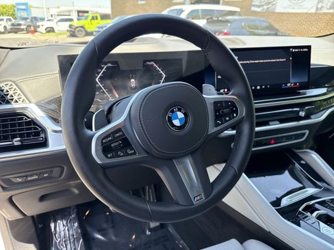 Used 2026 BMW X6 xDrive40i AWD/4WD image 15
