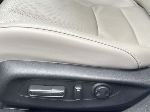 Used 2025 Honda Accord Touring image 13