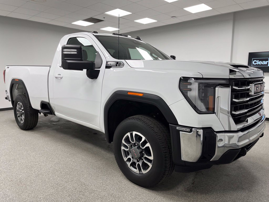 Used 2025 GMC Sierra 3500 SLE w/ SLE Convenience Package AWD/4WD image 2