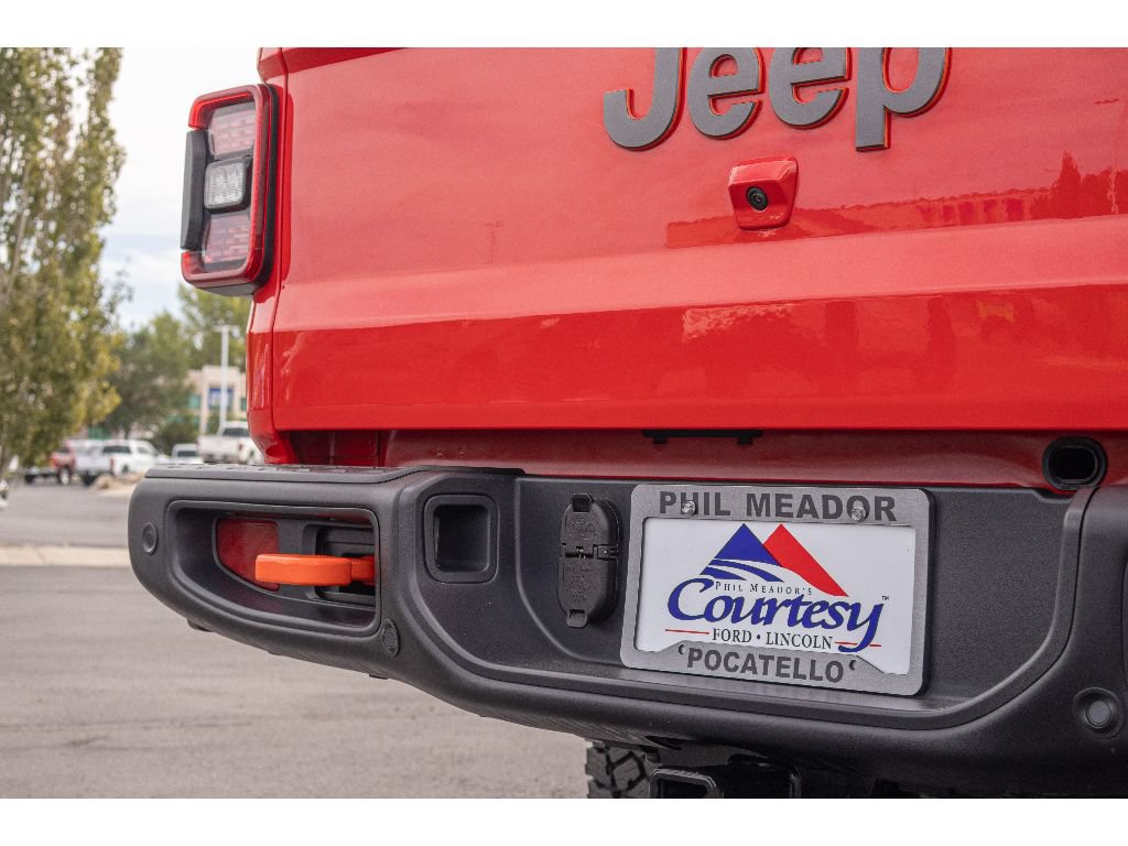 Used 2024 Jeep Gladiator Mojave AWD/4WD image 27