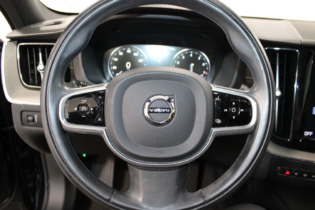 Used 2020 Volvo XC60 T6 Inscription AWD/4WD image 34