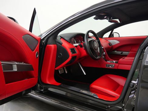 Used 2014 Aston Martin Rapide S image 22